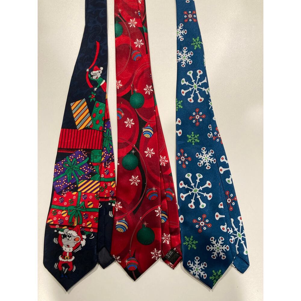 Novelty Christmas Ties Holiday Surrey Brands Cartoon Mouse Ornaments Snowflakes